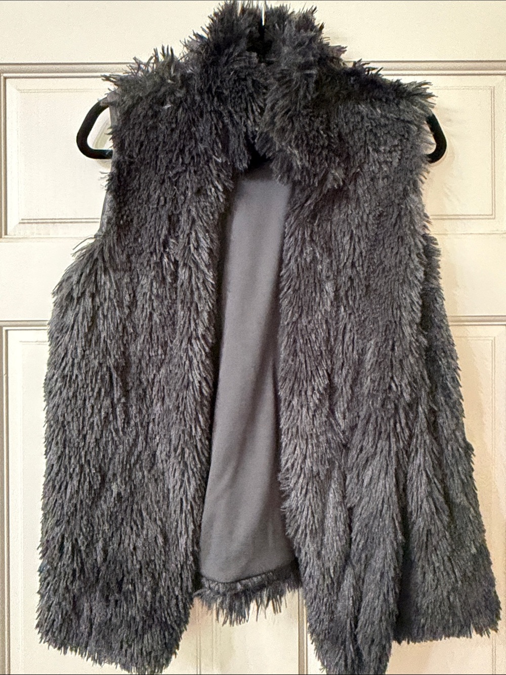 Xhilaration Charcoal Gray Faux Fur Teddy Vest